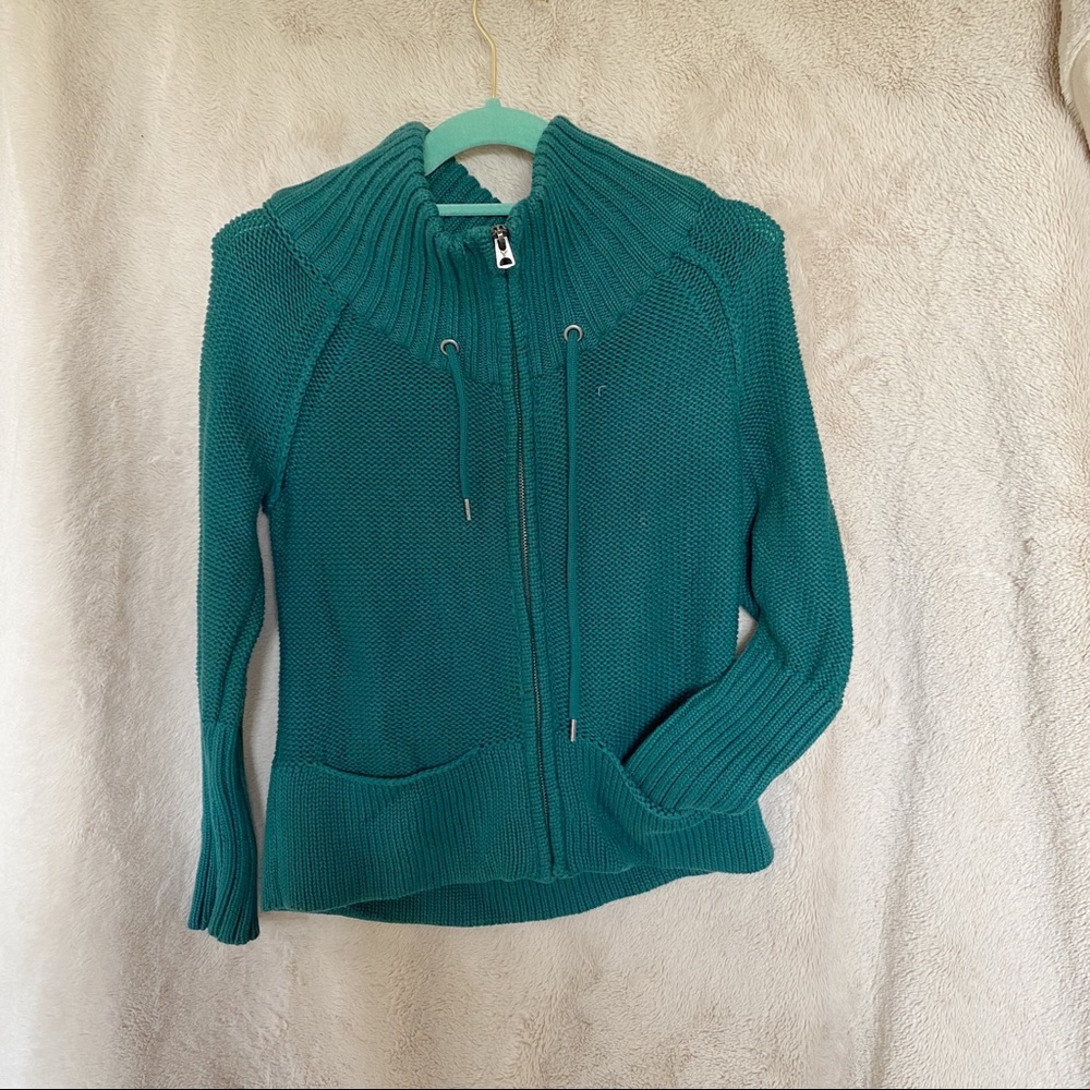 American Eagle Green Sweater